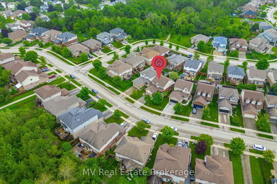 571 Black St, Centre Wellington - Fergus image-0-2