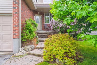 571 Black St, Centre Wellington - Fergus image-0-4