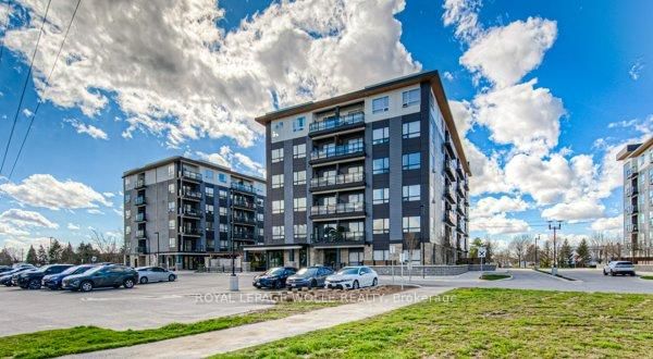 309 - 247 Northfield Drive