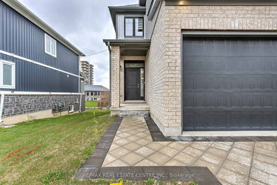 1600 Noah Bend, London North - North I image-0-3