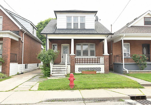 106 Grosvenor Avenue