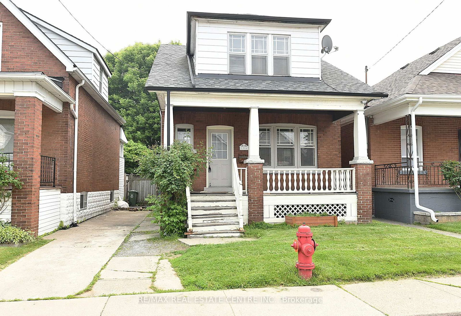 Detached House for sale at 106 Grosvenor Avenue, Hamilton, Crown Point, L8L 7S6 - MLS: X12203918