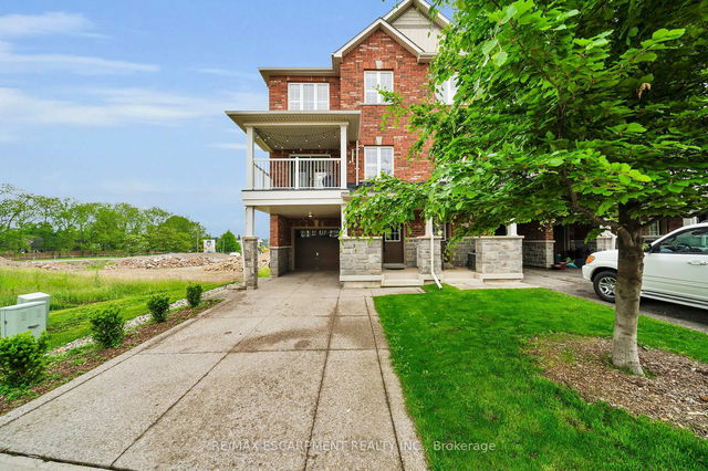 19 Nisbet Boulevard