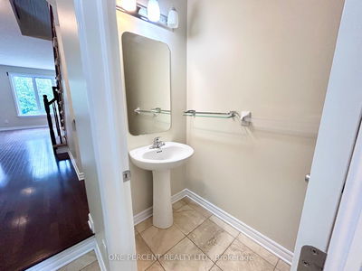 213 Via San Marino St, Cornwall - Barrhaven - Longfields image-0-4