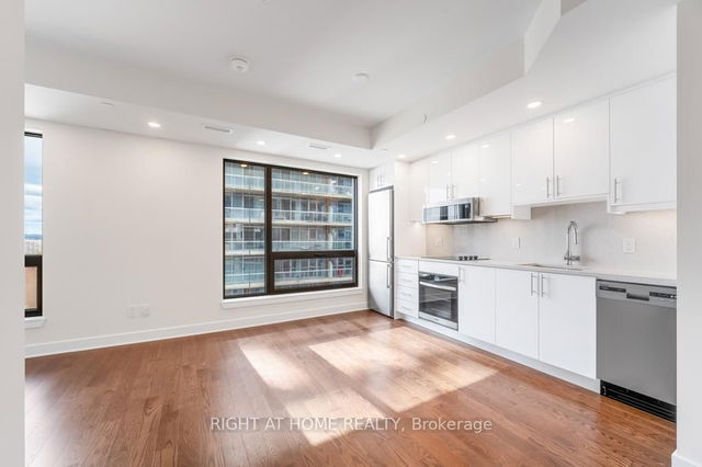1403 - 180 George Street