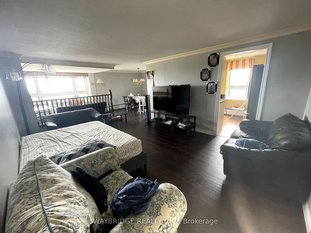 904 - 1356 Meadowlands Drive