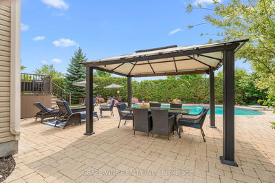 421 Keith Cres, Orleans - Mer Bleue/Bradley Estates/Anderson Park image-0-4