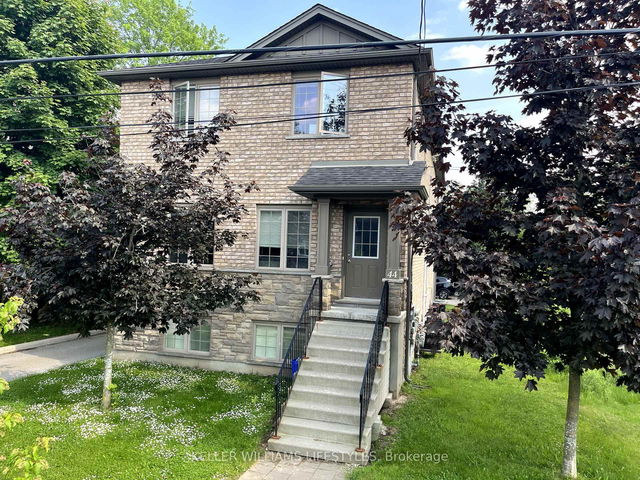 44 Essex Street