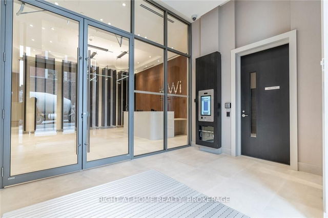 606 - 212 King William Street