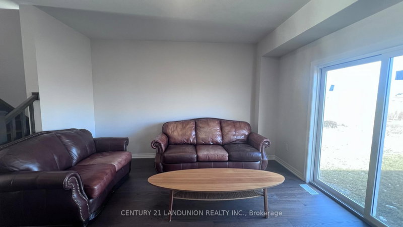 39 Meadowlark Dr, Port Colborne, L3K 6E3 | Image 2