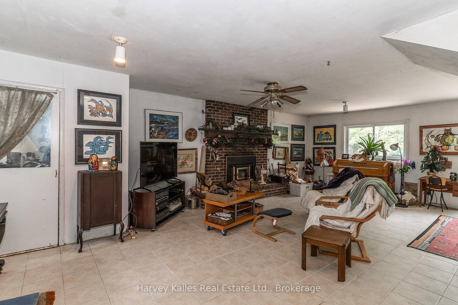 Detached House for sale at 1099 Peterson Road, Bracebridge, Ontario, P1L 1X1 - Draper - MLS: X12205588