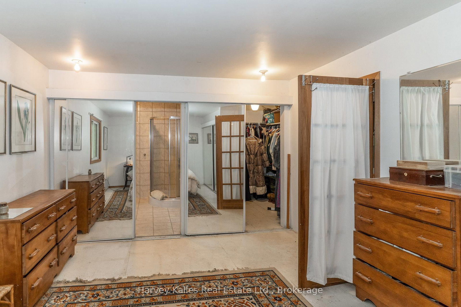 Detached House for sale at 1099 Peterson Road, Bracebridge, Ontario, P1L 1X1 - Draper - MLS: X12205588