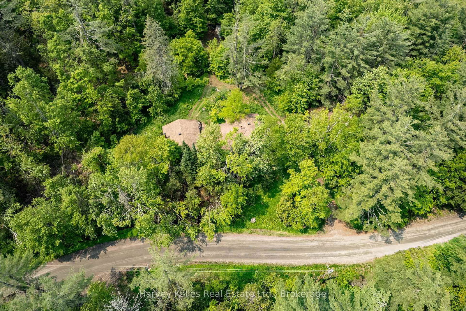 Detached House for sale at 1099 Peterson Road, Bracebridge, Ontario, P1L 1X1 - Draper - MLS: X12205588