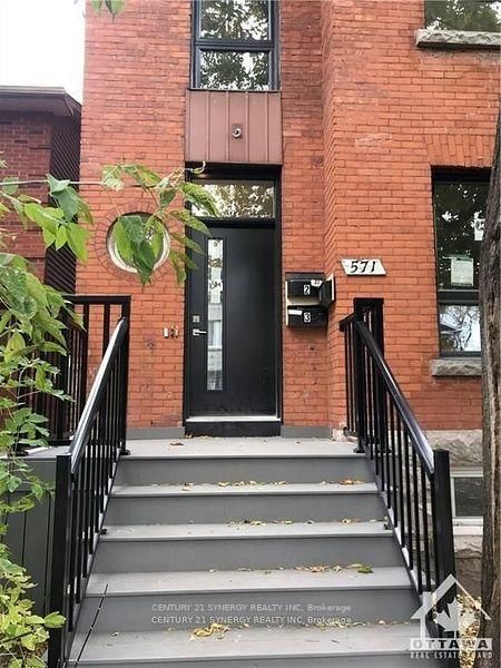 2 - 571 Mcleod Street