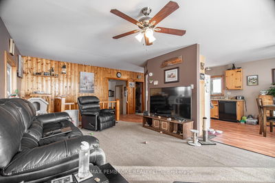 1744 Bromley Line, Westmeath - Whitewater Region image-0-2