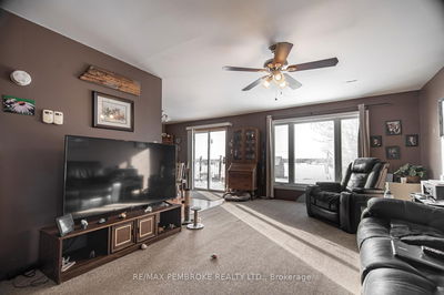 1744 Bromley Line, Westmeath - Whitewater Region image-0-3