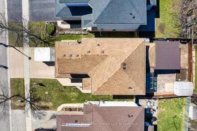 787 Hunter's Gate Cres, Woodstock - South image-0-2