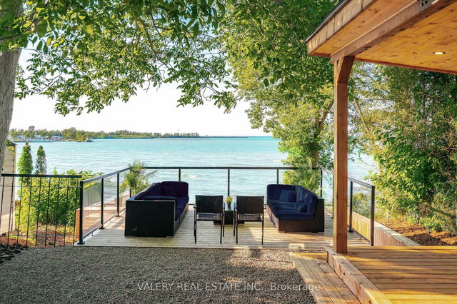 51 Lakeside Drive