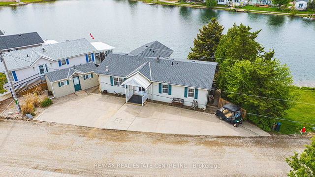 2 Hemlock Crescent Pvt Crescent