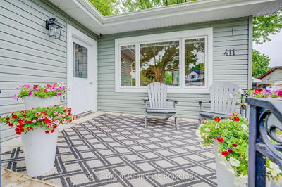 411 Powell St, Woodstock - South image-0-4