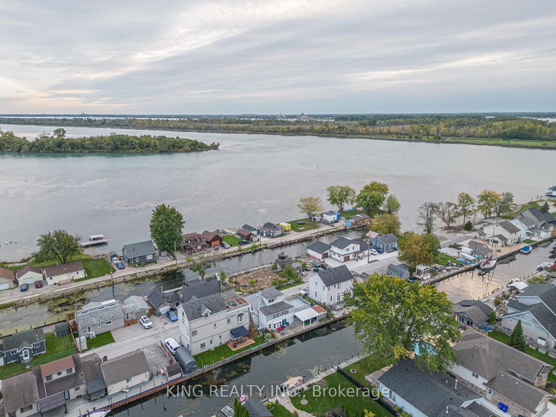 42 Wahneta Ave, LaSalle - LaSalle image-0-0