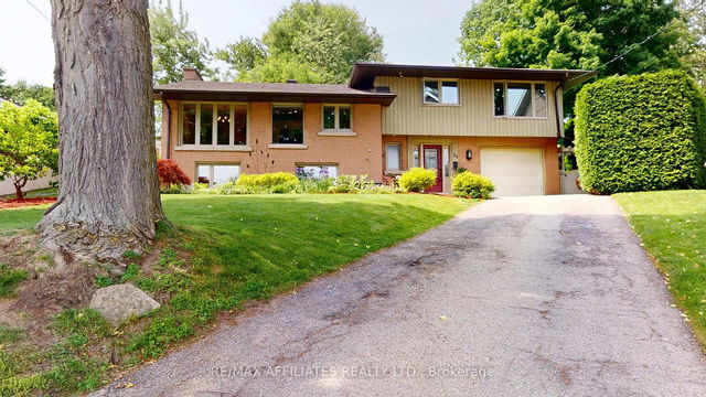 34 Riverview Drive