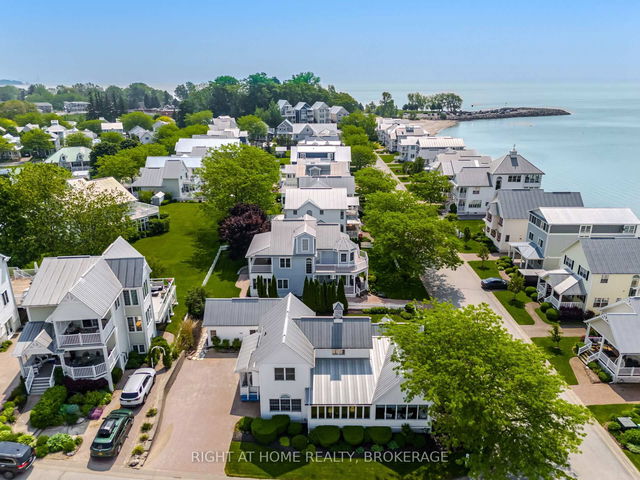 40 Promenade Way