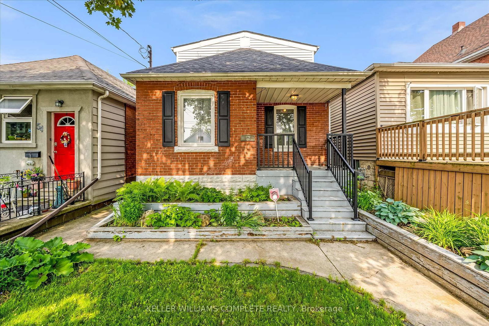 Listing photo 2