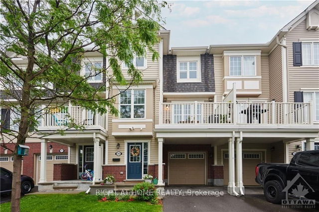 593 Foxlight Circle