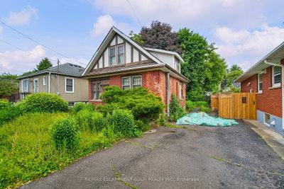 325 Queensdale Avenue E — photo 4