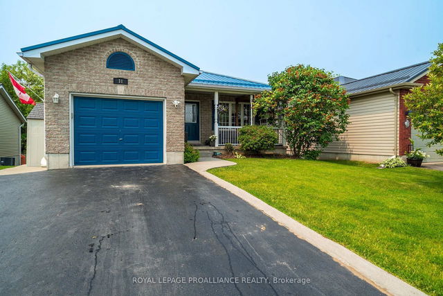 31 Follwell Crescent
