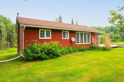 1 Christopher Lane, Burk's Falls - Burk's Falls image-0-1