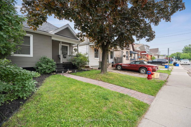 20 Robins Avenue