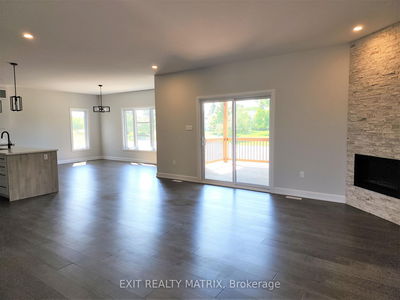 33 WHITETAIL Ave, South Stormont - Long Sault image-0-4