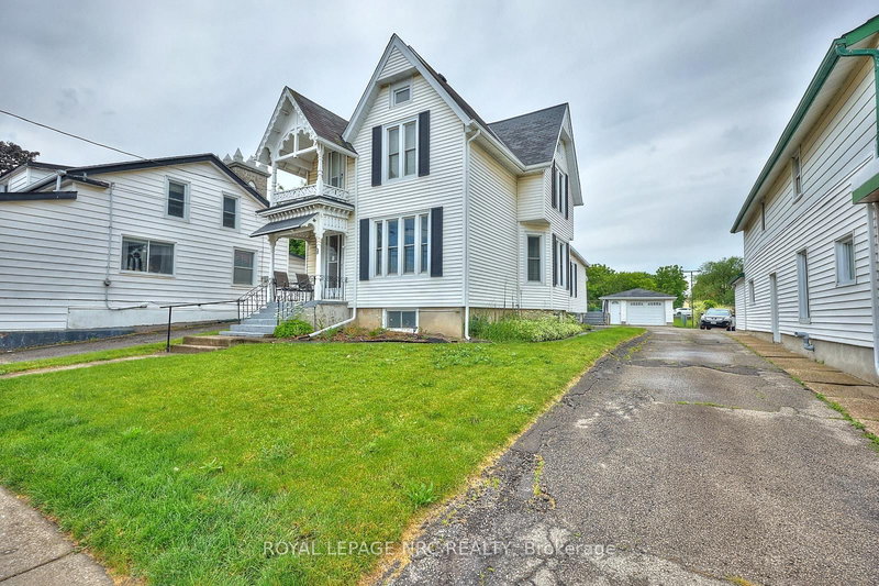 9 Pine St S, Thorold, L2V 3L1 | Image 2