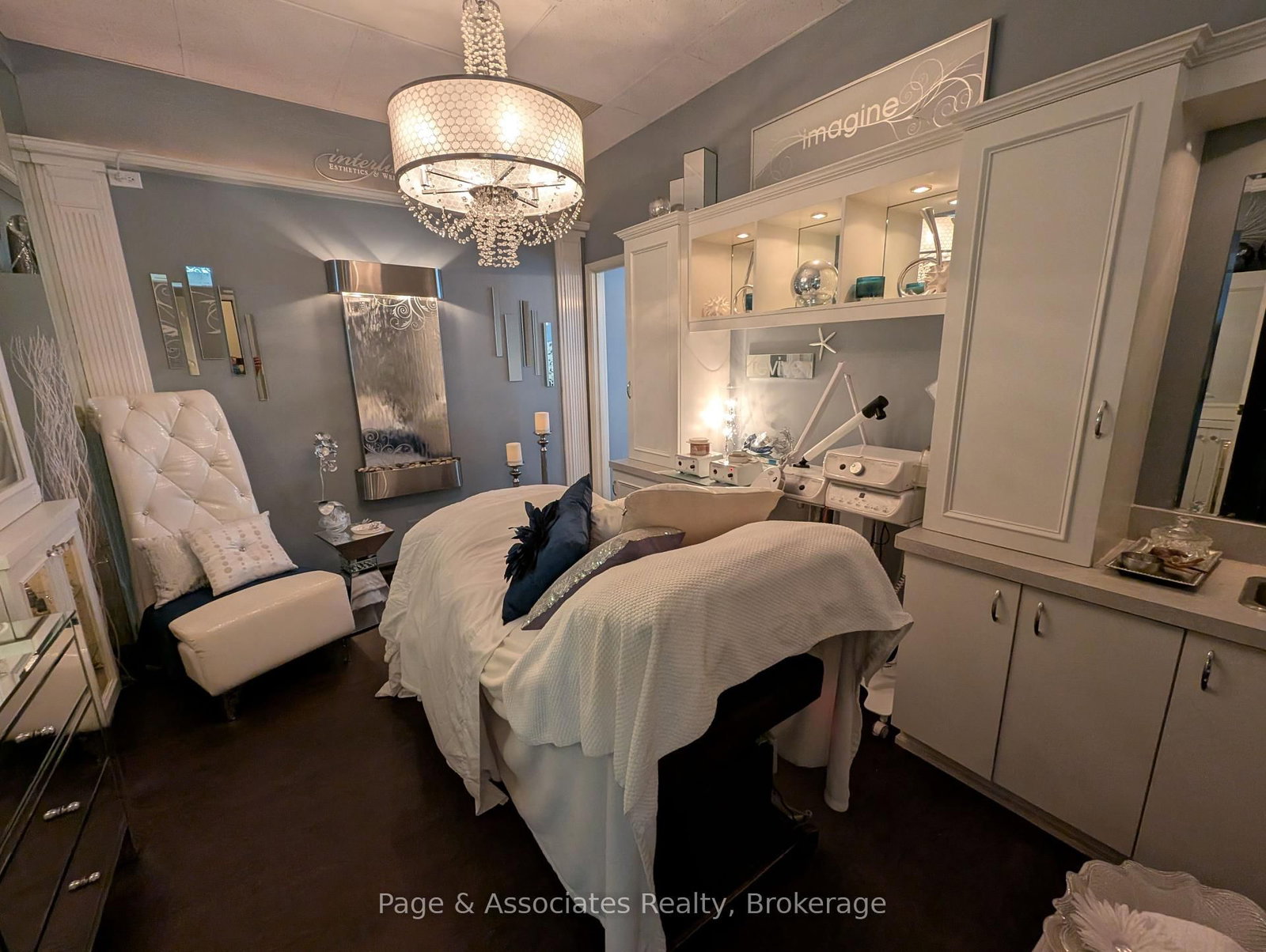 60 Champlain Street, Unit 103 - Photo 7