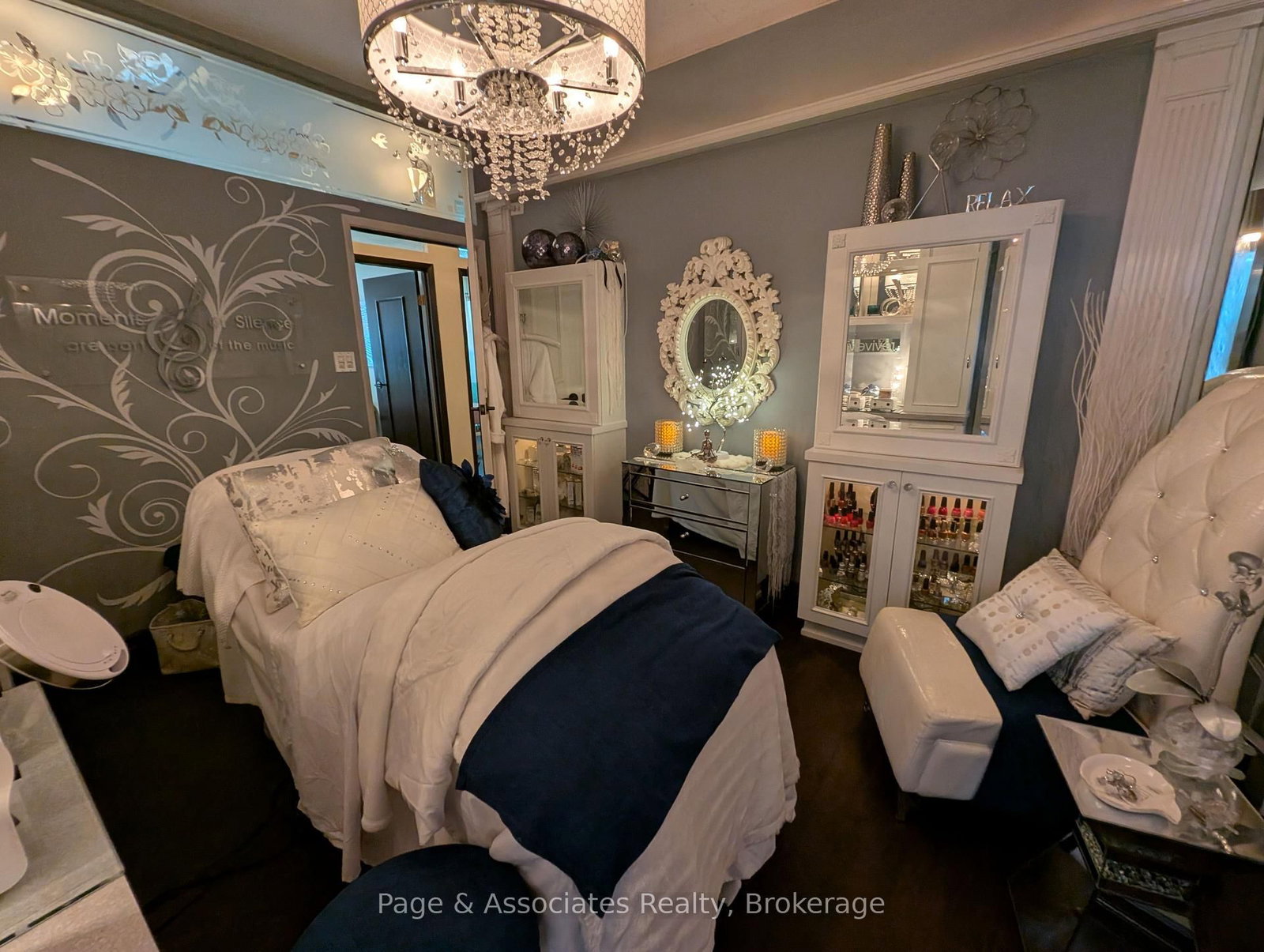 60 Champlain Street, Unit 103 - Photo 9