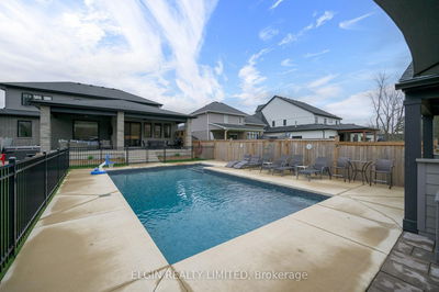 107 OPTIMIST Dr, Southwold - Talbotville image-0-2