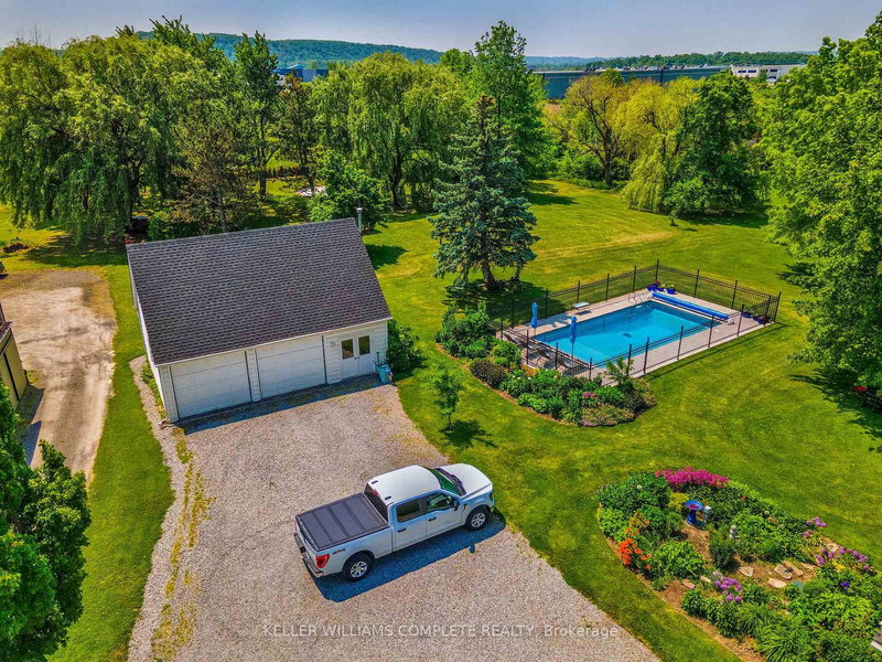 519 Queenston Rd, Niagara-on-the-Lake, L0S 1J0 | Image 2