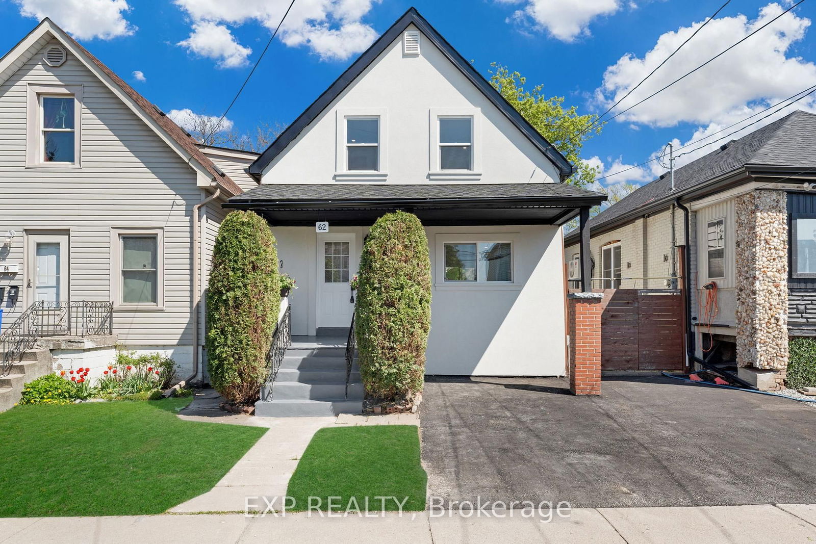 Detached House for sale at 62 Norman Street, Hamilton, Crown Point, L8H 4J5 - MLS: X12209169