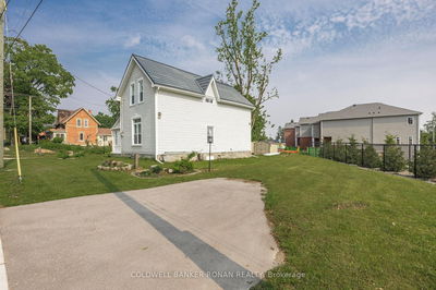 215 First Ave, Shelburne - Shelburne image-0-2