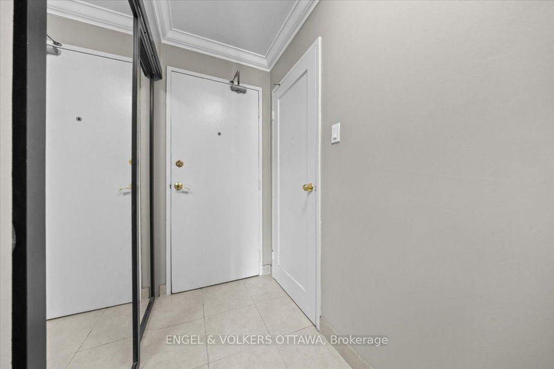 908 - 158A McArthur Ave E, Ottawa, K1L 7E7 | Image 2