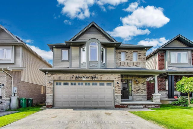 7 Grandstand Drive