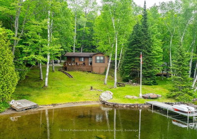 1016 April Dr, Highlands East - Monmouth
