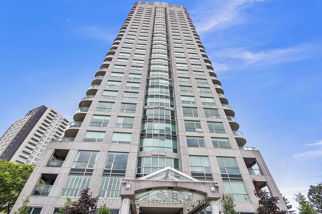 1501 - 38 Metropole Private