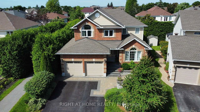 31 Forillon Crescent