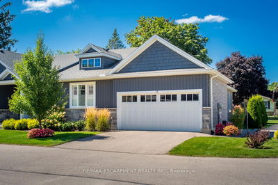 Unit 13 — 418 Nelson St, Norfolk - Port Dover image-0-1