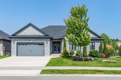 6 Bluenose Dr, Norfolk - Port Dover image-0-2