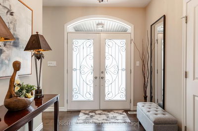 6 Bluenose Dr, Norfolk - Port Dover image-0-3