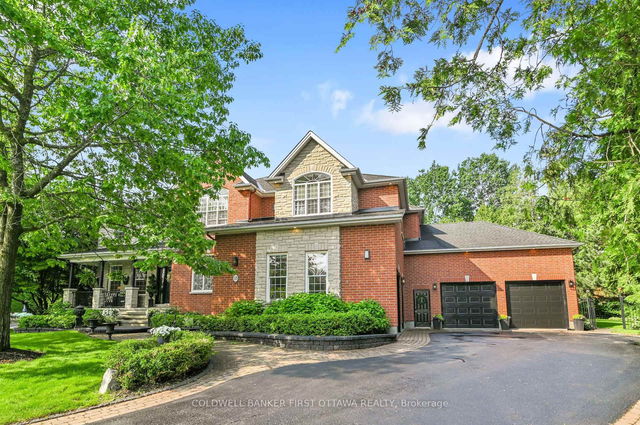18 CYPRESS Gardens